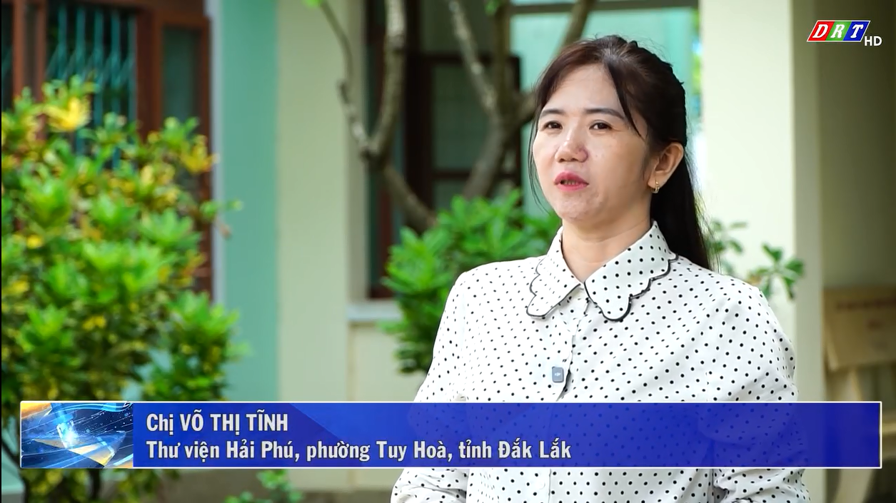 Đọc sách cùng em